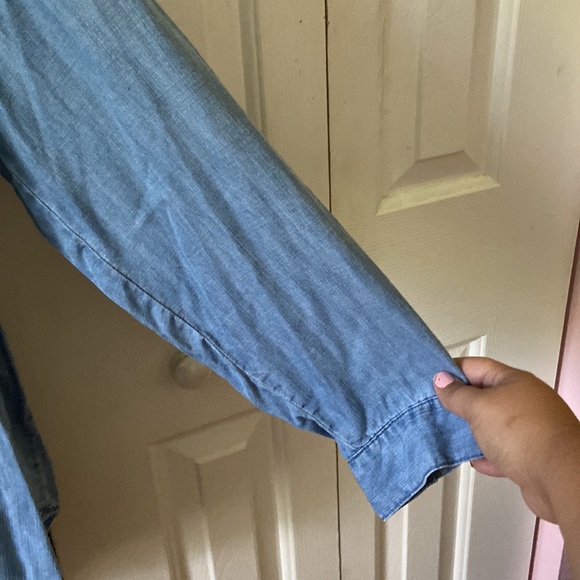 Torrid Plus Size Chambray Button Down Top - Picture 5 of 8